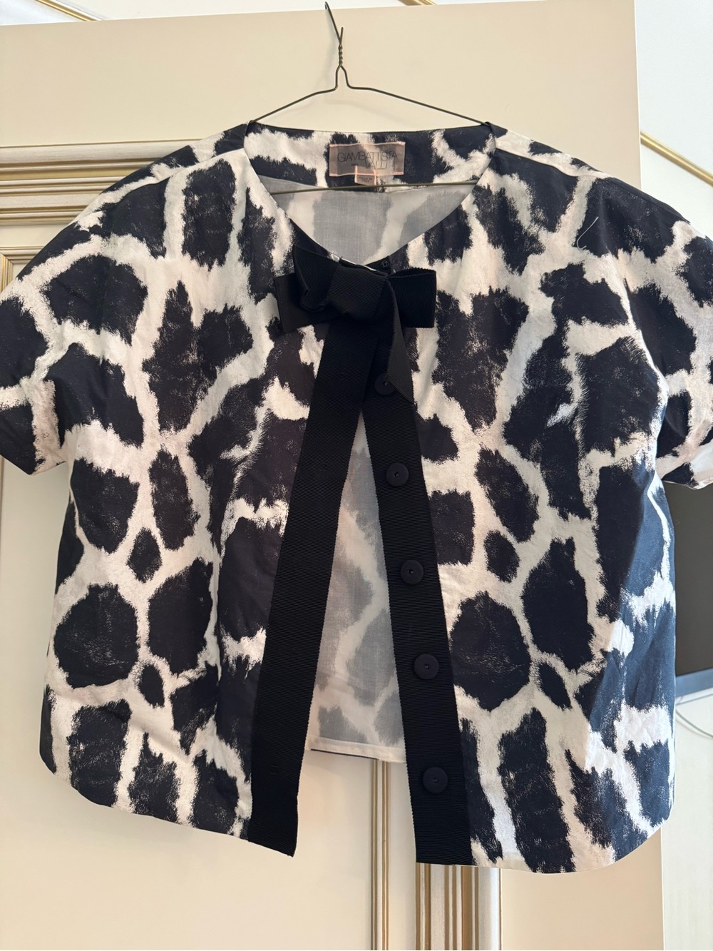 Black & White Animal-Print Bow Front Jacket